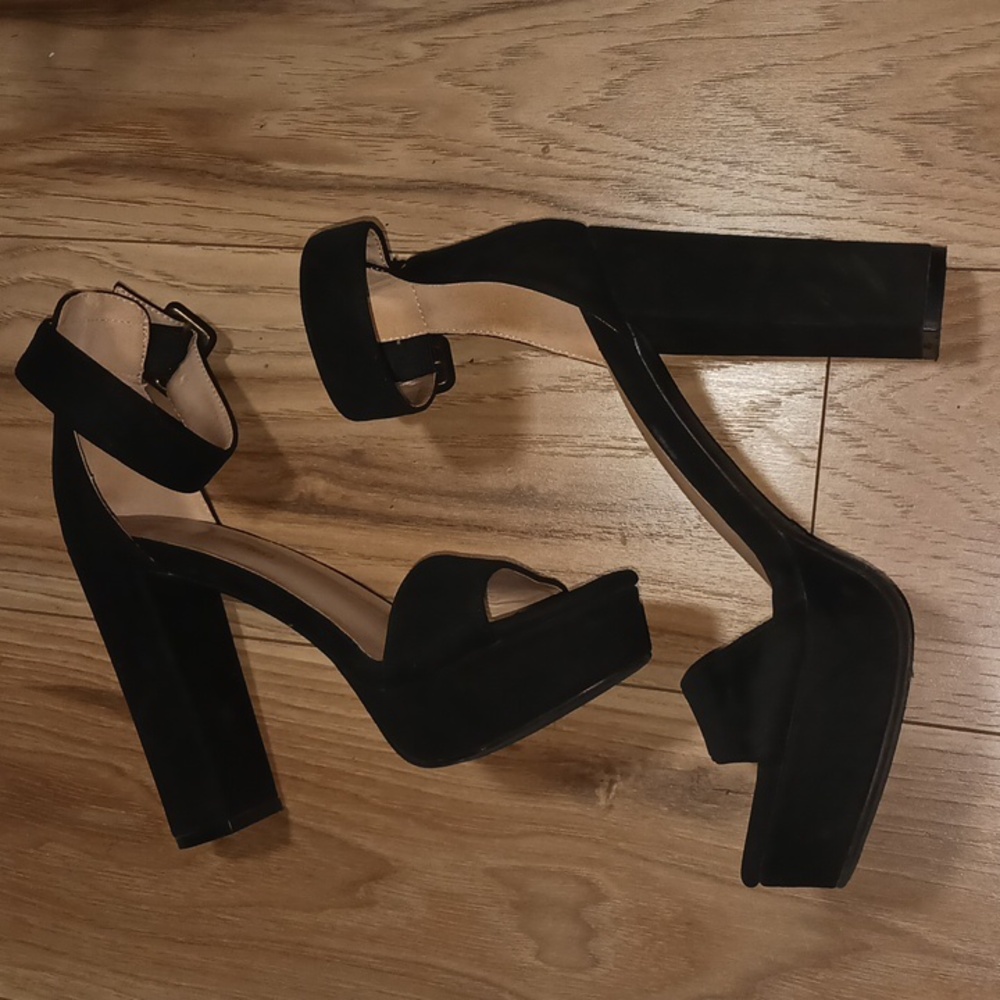 Dream Pairs Black Ankle Strap Heels